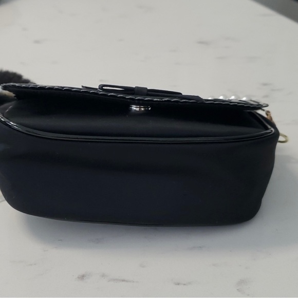 EUC DIOR POUCH CROSSBODY authentic - Picture 10 of 14